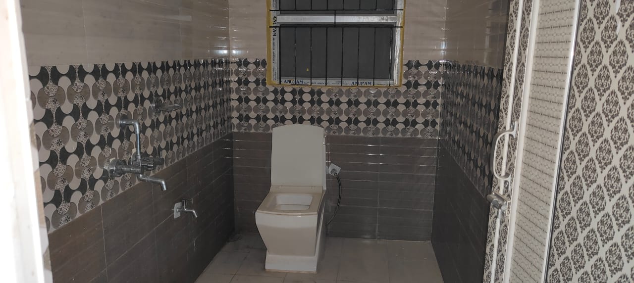 Semi Furnished 2bhk in Laxmi Nath Bezbaruah Path, Hatigaon, Guwahati, Assam, India for Rent